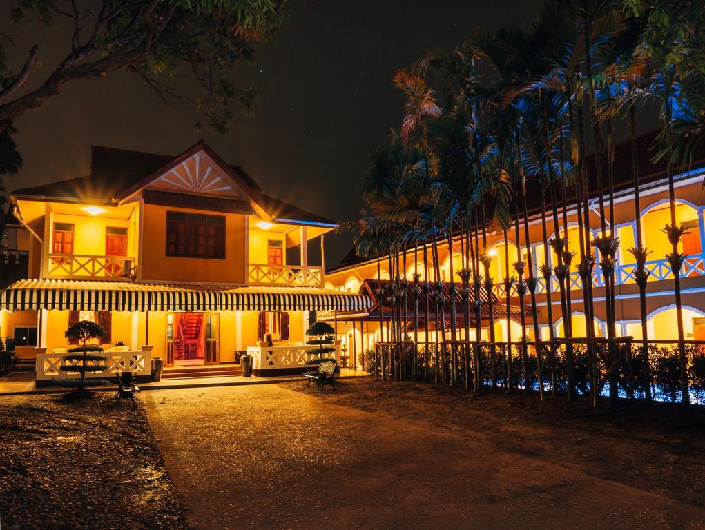 Le Jardin Hotel Pakse Luaran gambar