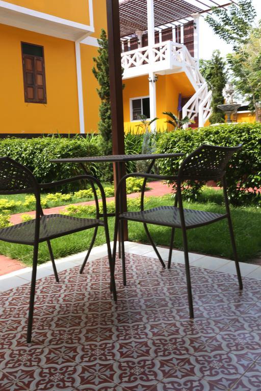 Le Jardin Hotel Pakse Luaran gambar